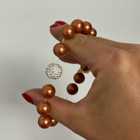 Andre Francois faux pearls stretch bracelet NEW - Picture 2 of 7